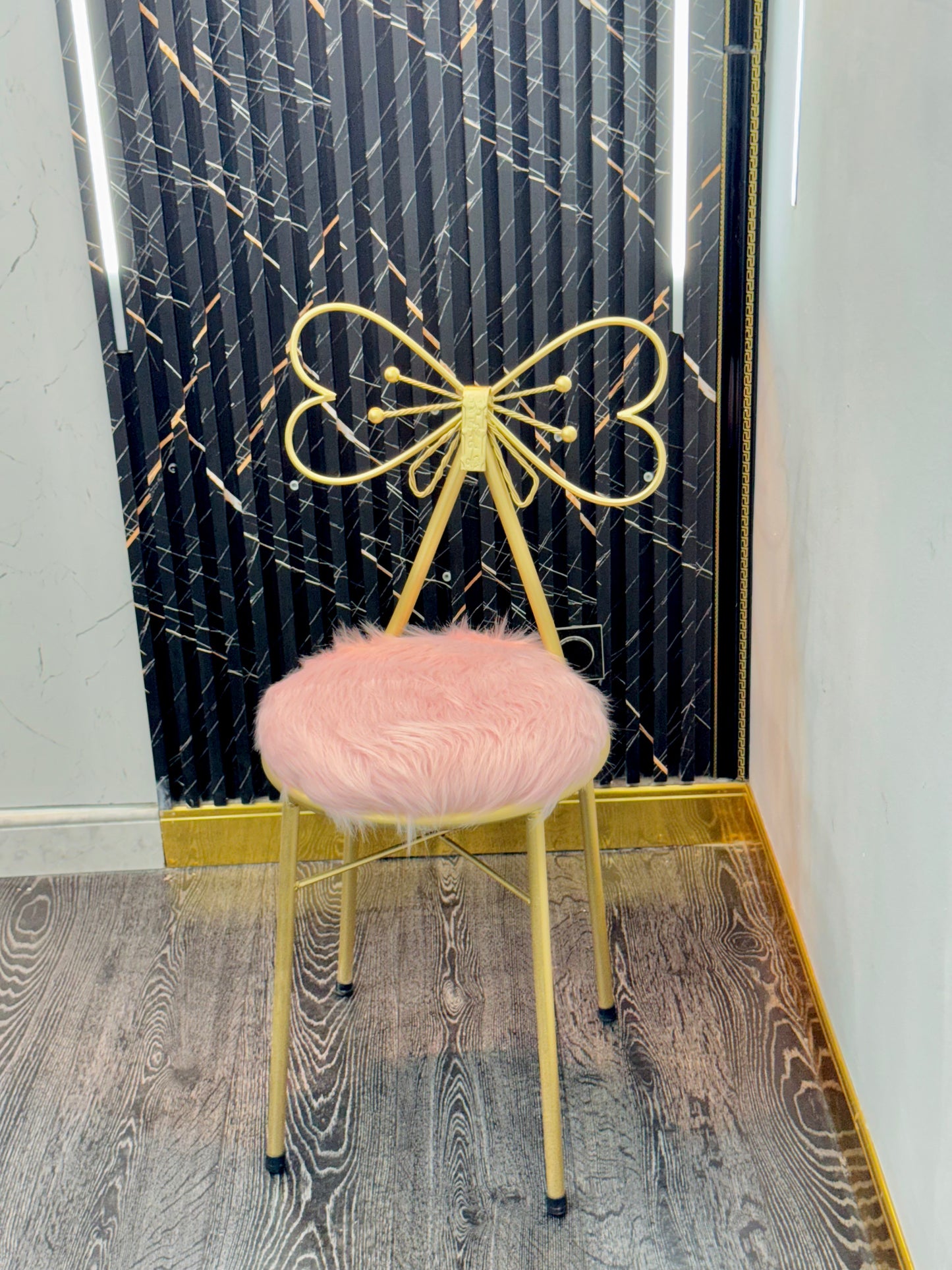 Chaise papillon
